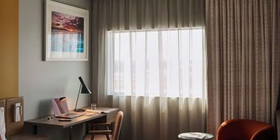 Day use room with work station at Rydges Sydney Airport Hotel.