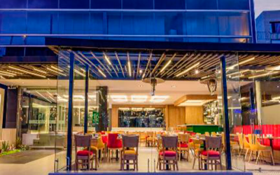 One Sixteen Hotel