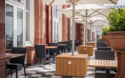 Outdoor seating at DoubleTree By Hilton Brighton Metropole.