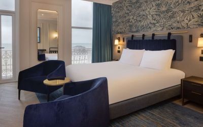 King room with lounge seating at DoubleTree By Hilton Brighton Metropole.