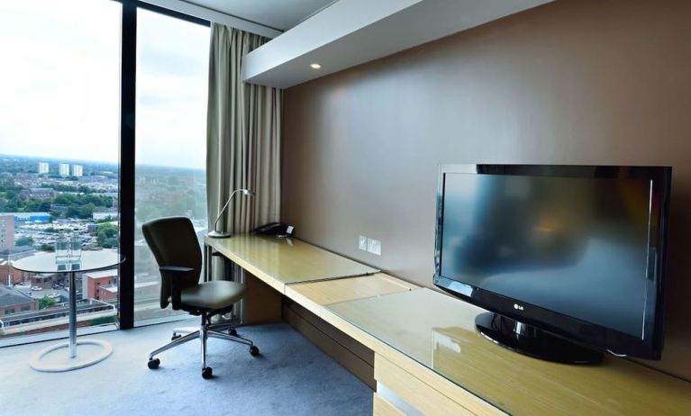 Day room with work station at Hilton Manchester Deansgate.
