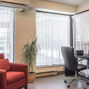 Business center at Comfort Inn Sherbrooke.