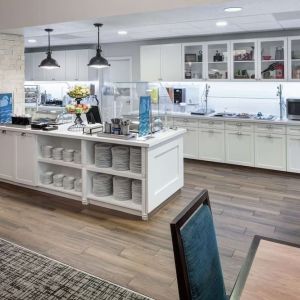 Dining area at Homewood Suites By Hilton Austin NW Near The Domain.