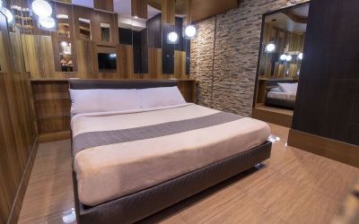 Romantic day use room at Victoria Court Malabon.