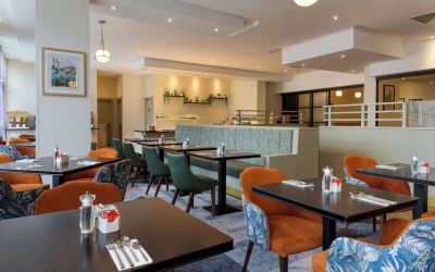 Dining area at DoubleTree By Hilton London - Chelsea.