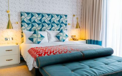 Comfortable day use room with natural light at Hilton Bournemouth.