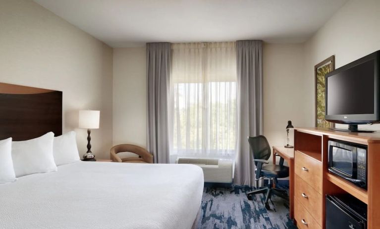 Day use room with work desk at Fairfield Inn & Suites By Marriott Tallahassee Central.