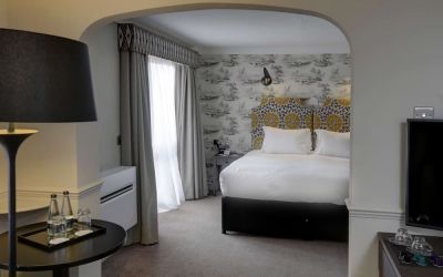 Spacious day use room with living area at DoubleTree By Hilton York.