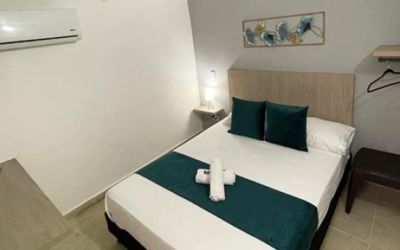 12 Nights Hotel