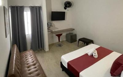 12 Nights Hotel