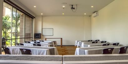 MG Hotel & Suites
