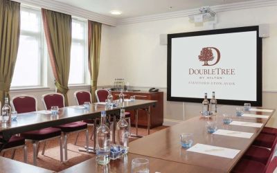 Professional meeting room at DoubleTree By Hilton Stratford-upon-Avon.