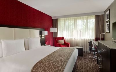 Day use room with work desk at DoubleTree By Hilton Nottingham - Gateway.