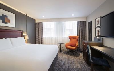 Day use room with natural light at Leonardo Royal Hotel Birmingham.