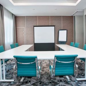 Professional meeting room at Leonardo Royal Hotel Oxford.
