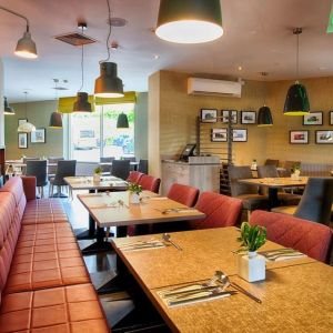 Dining area perfect for coworking at Leonardo Royal Hotel Edinburgh Haymarket. 