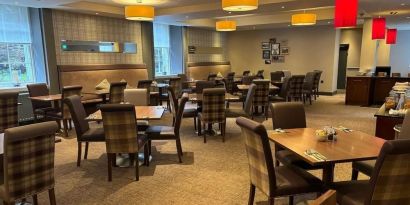 Dining area perfect for coworking at Leonardo Hotel Edinburgh City.