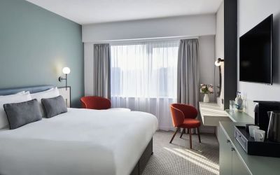 King room at Leonardo Hotel Dublin Parnell Street.