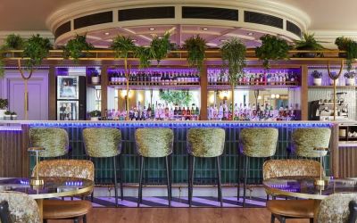 Hotel bar at Leonardo Hotel Southampton Grand Harbour.