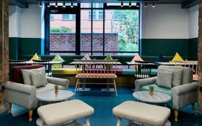 Dining area perfect for coworking at Leonardo Hotel Manchester Central.
