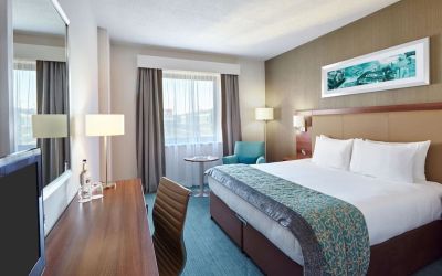 Day use room with work desk at Leonardo Hotel Milton Keynes.