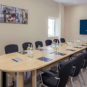Professional meeting room at Hilton London Angel Islington.
