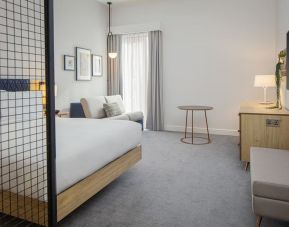 Day use room with natural light at Hilton Garden Inn Stoke On Trent.
