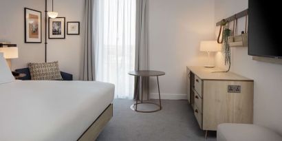 Day use room with natural light at Hilton Garden Inn Stoke On Trent.