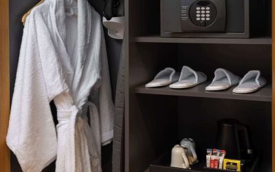 Day use room amenities for your greatest comfort at the Hilton London Gatwick Airport.