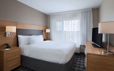 Romantic day room at TownePlace Suites Edgewood Aberdeen.