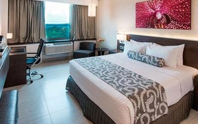 Crowne Plaza Panama Airport, Panama City