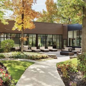 Beautiful and relaxing courtyard at the Double Tree Toronto Airport West.