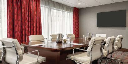 Meeting room at the Double Tree Toronto Airport West.