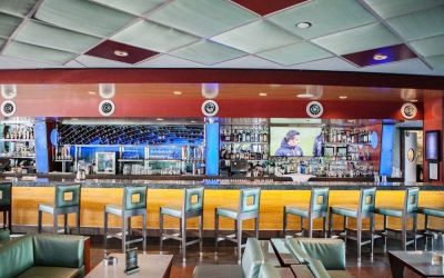 Hotel bar at Shade Hotel Manhattan Beach.