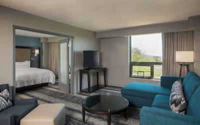 King suite at Boston Marriott Burlington.