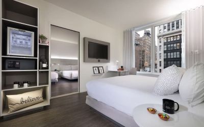 Day use room with natural light at Innside By Melia New York Nomad.