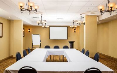 Professional meeting room at Days Inn Edmonton Downtown.