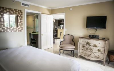 Day use room inclusions at The Mutiny Hotel.