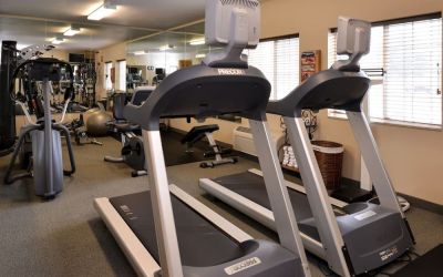 Fitness center available at Candlewood Suites Boise.