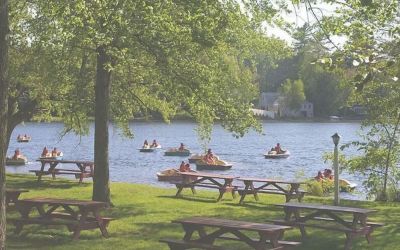 Lake activities at Sturbridge Host Hotel.