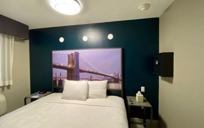 Day use room at Rodeway Inn Cranston JFK.