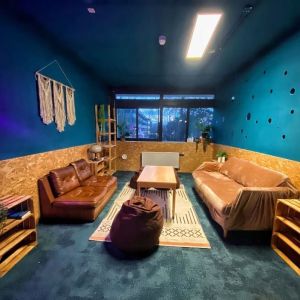 Lounge and coworking space at Urban Hotel The Golden Stork.