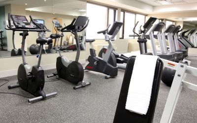 Fitness center at Delta Hotel By Marriott Regina.