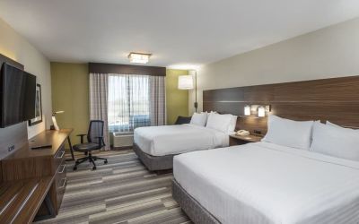 Day use twin room at Holiday Inn Express & Suites Medicine Hat.