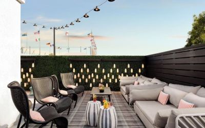 Rooftop terrace at Le Parc At Melrose.