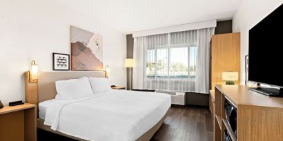 Day use room with natural light at Spark By Hilton Fountain Hills Scottsdale.