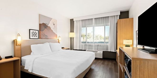 Hotel Spark By Hilton Fountain Hills Scottsdale image
