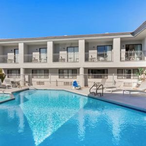 Refreshing outdoor pool at Spark By Hilton Fountain Hills Scottsdale.