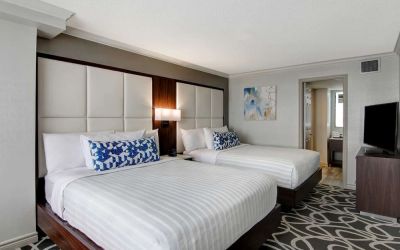 Day use twin room with TV at The Park Hotel London.