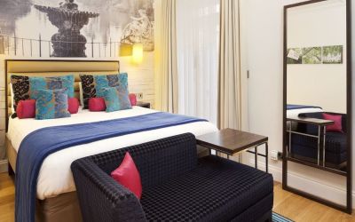 King bed at Hotel Indigo London Paddington,